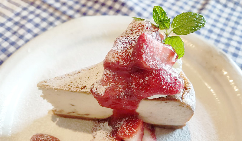 イチゴのチーズケーキ